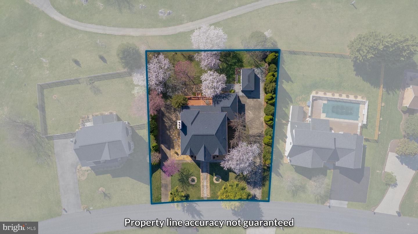155 Muirfield Ct