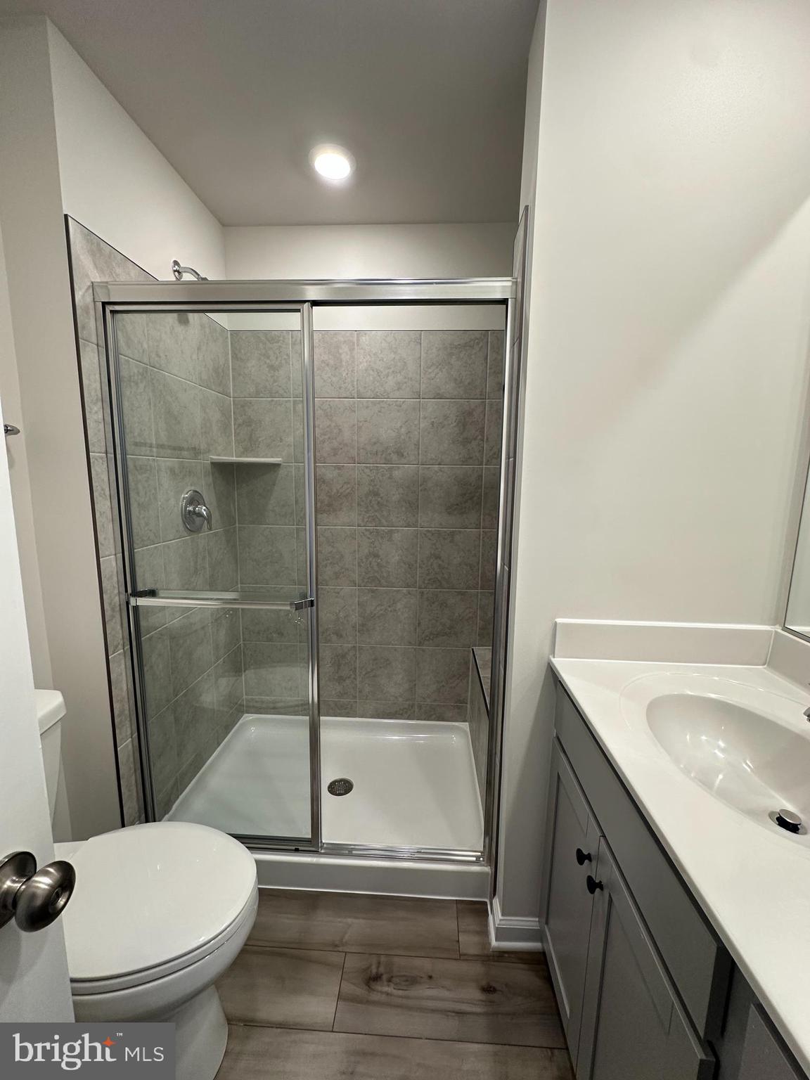1252 CEDAR VALLEY RD