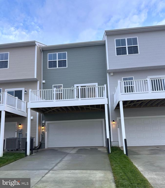 1252 CEDAR VALLEY RD