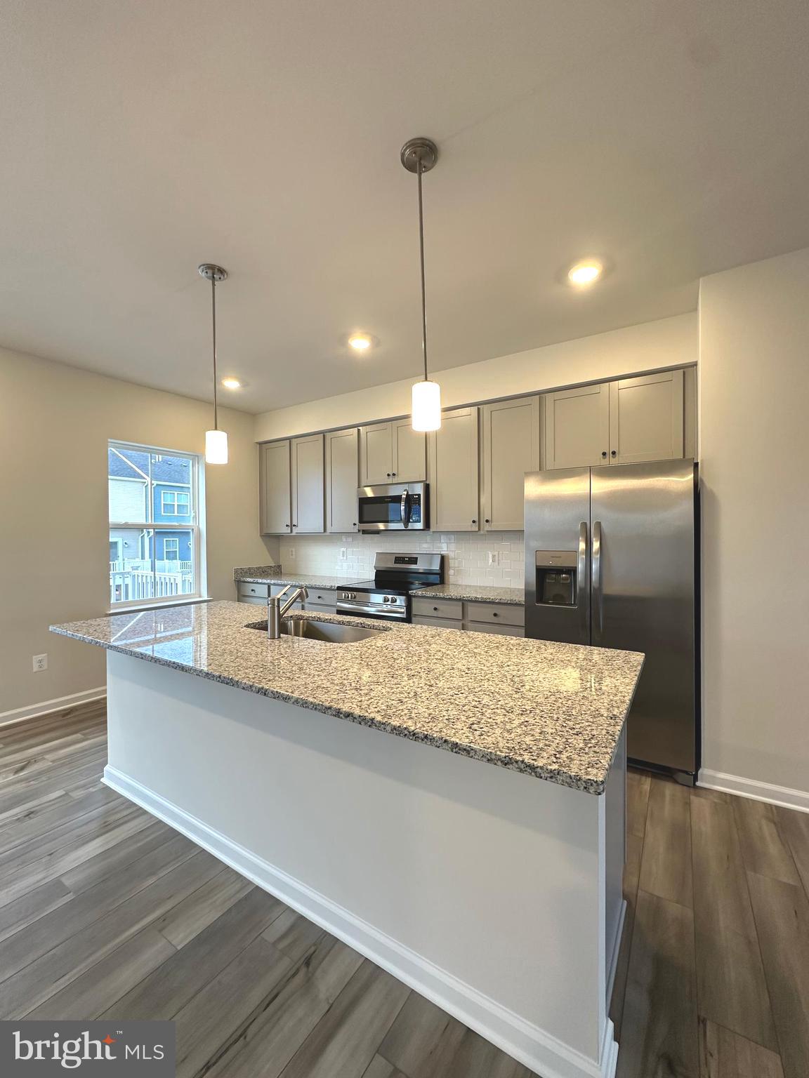 1252 CEDAR VALLEY RD