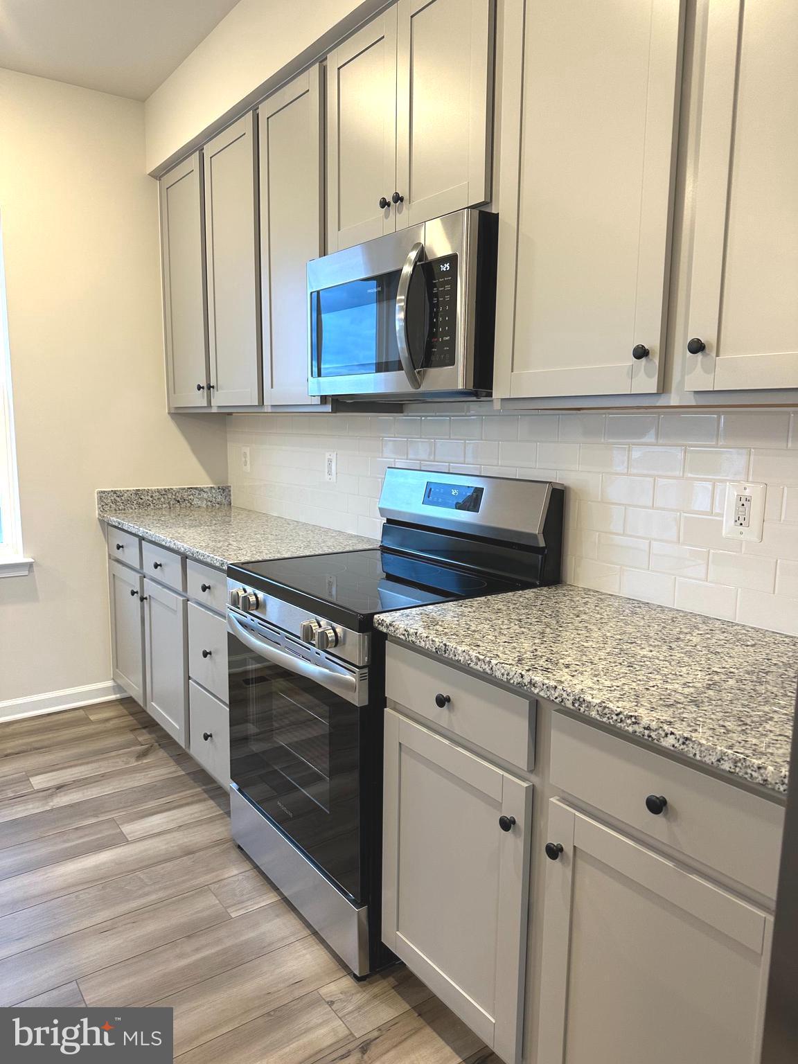 1252 CEDAR VALLEY RD