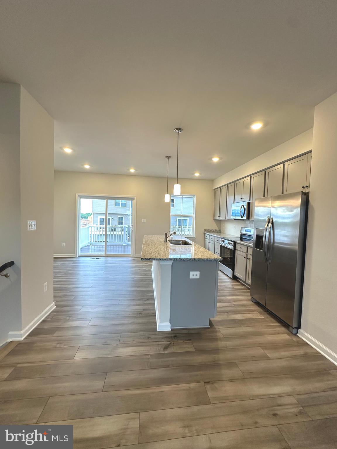 1252 CEDAR VALLEY RD