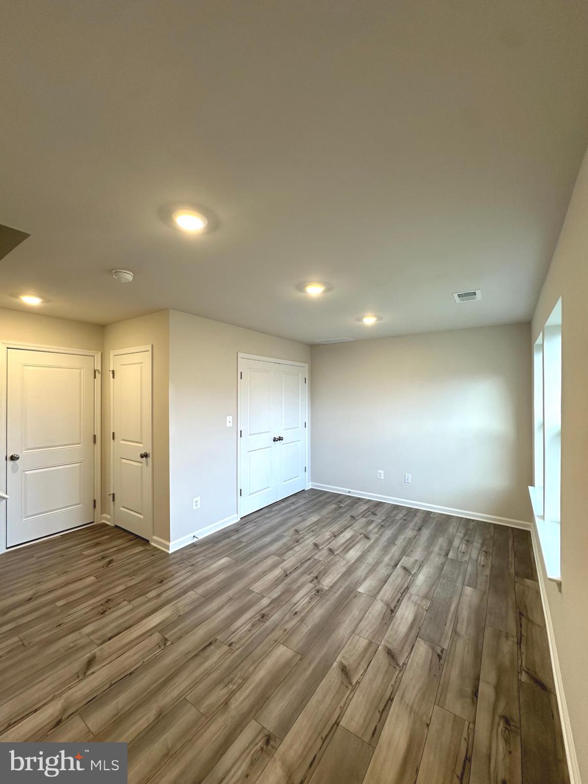 1252 CEDAR VALLEY RD