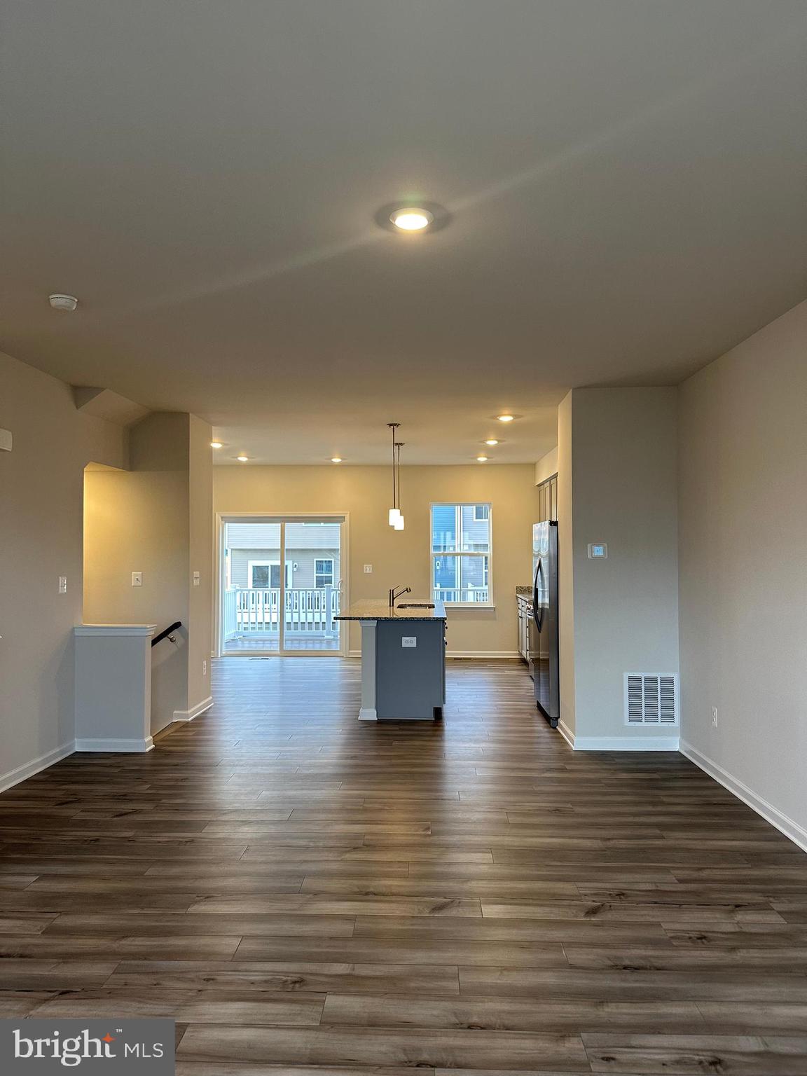 1252 CEDAR VALLEY RD