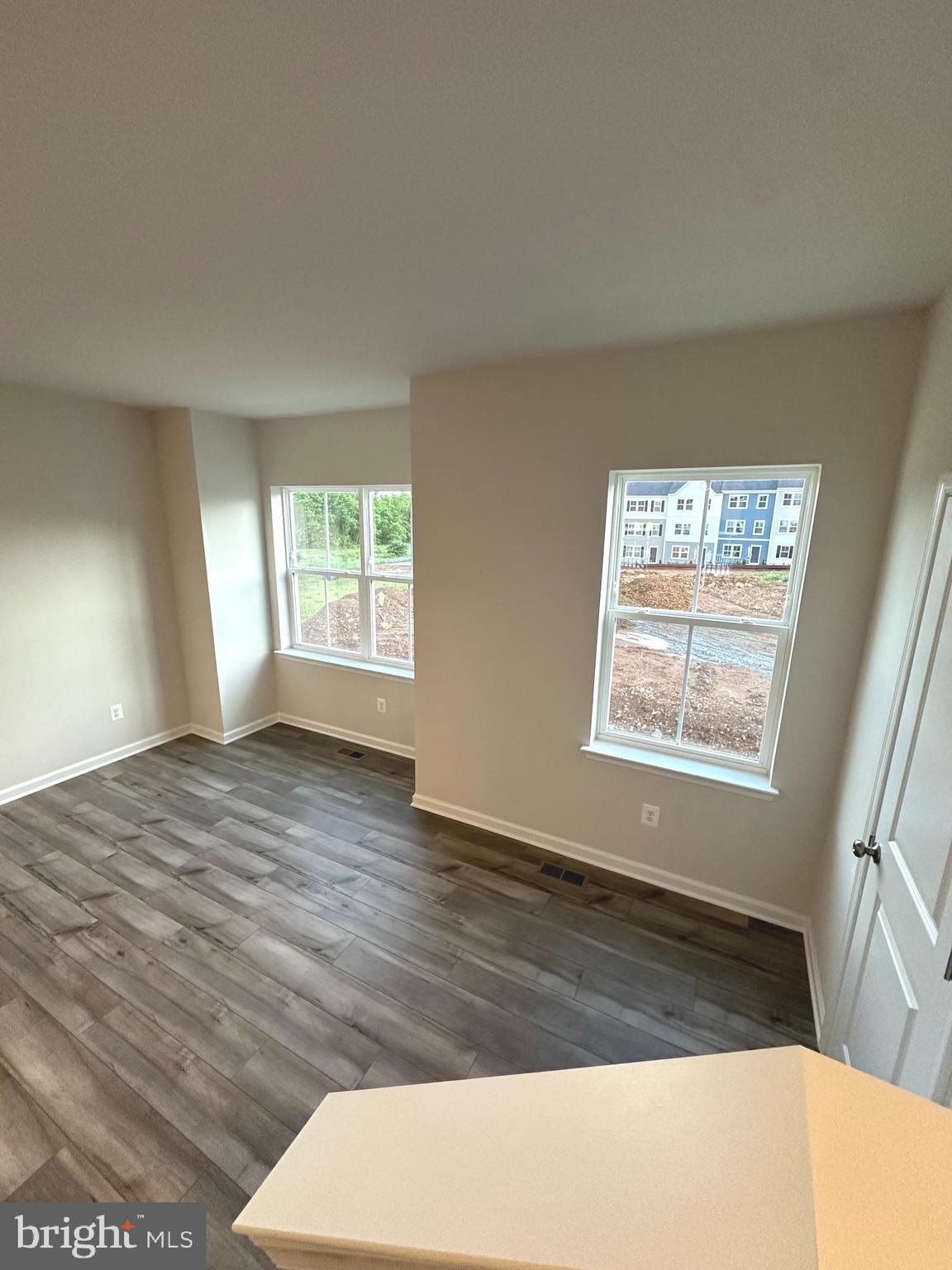 1252 CEDAR VALLEY RD