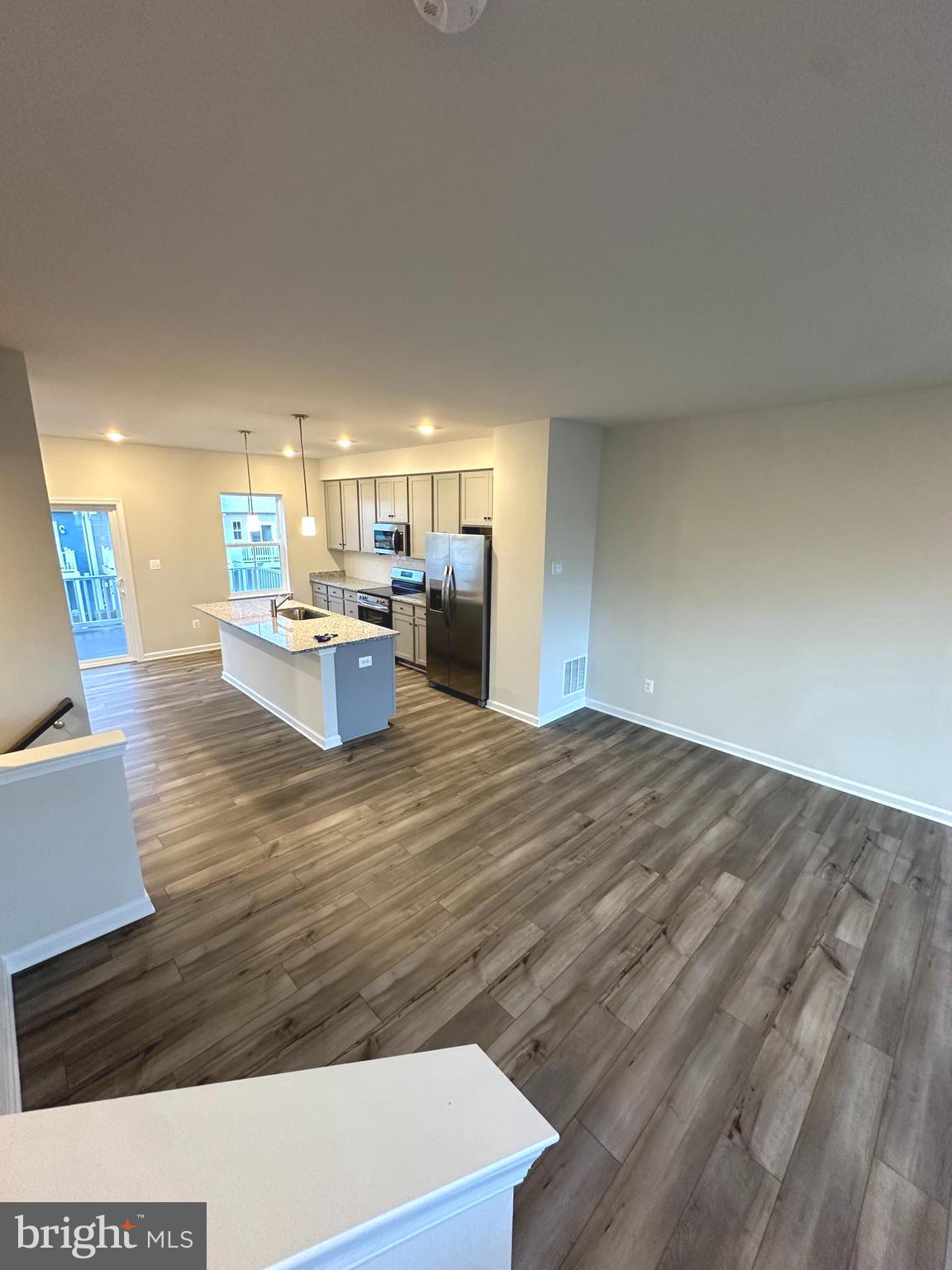 1252 CEDAR VALLEY RD