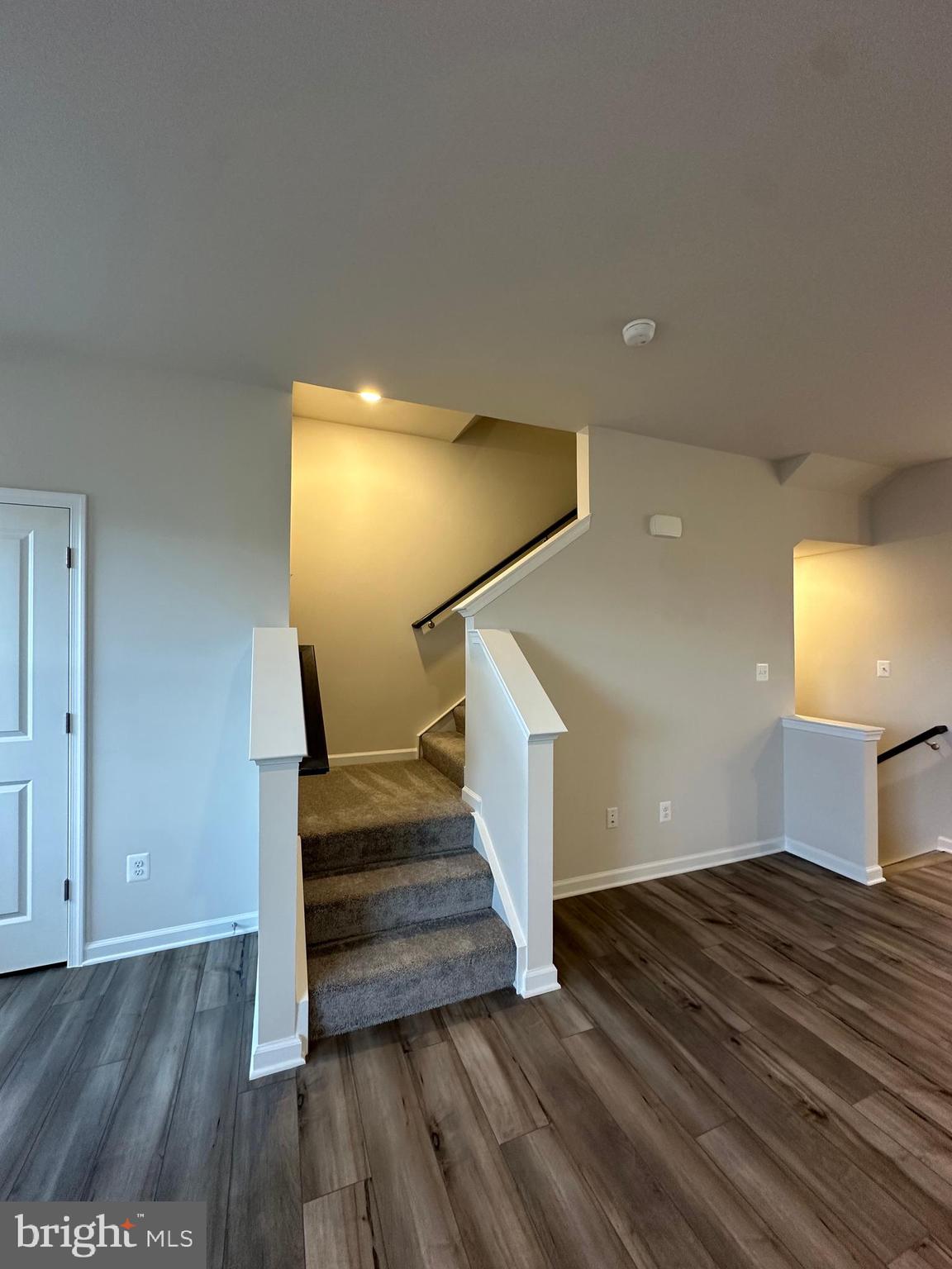 1252 CEDAR VALLEY RD