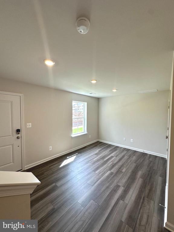 1264 CEDAR VALLEY RD
