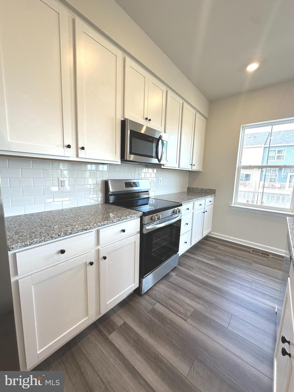 1264 CEDAR VALLEY RD