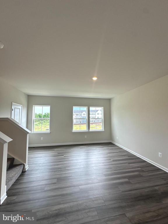 1264 CEDAR VALLEY RD