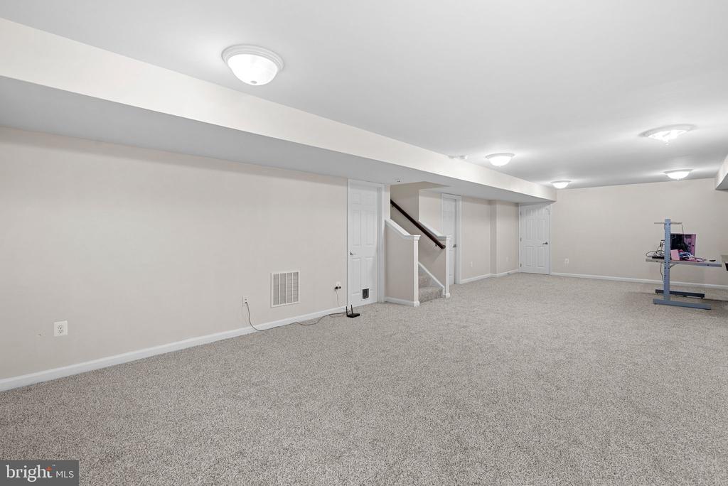 467 Maddex Farm Dr