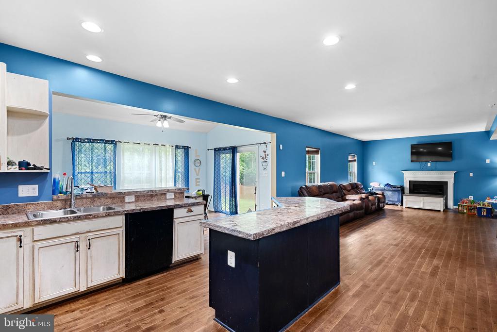467 Maddex Farm Dr