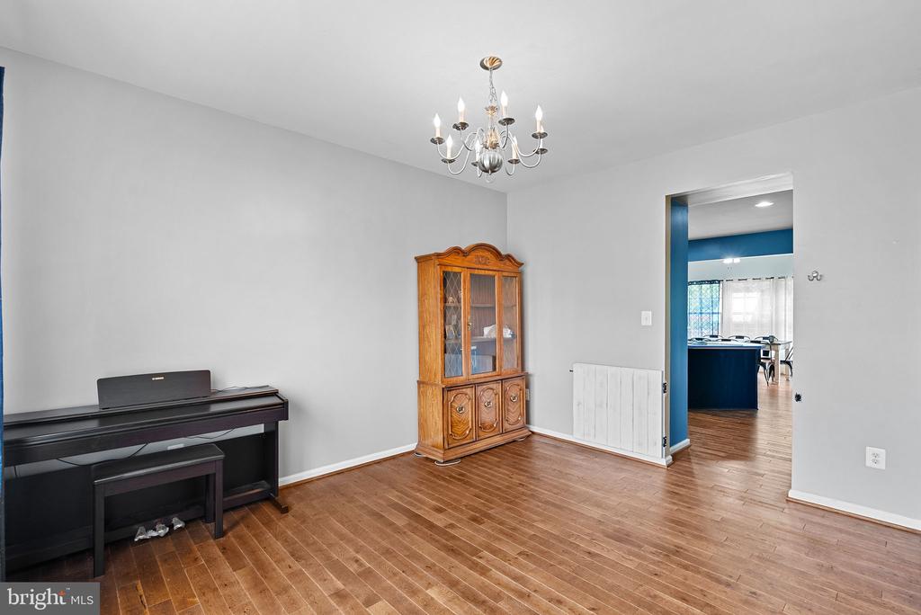 467 Maddex Farm Dr