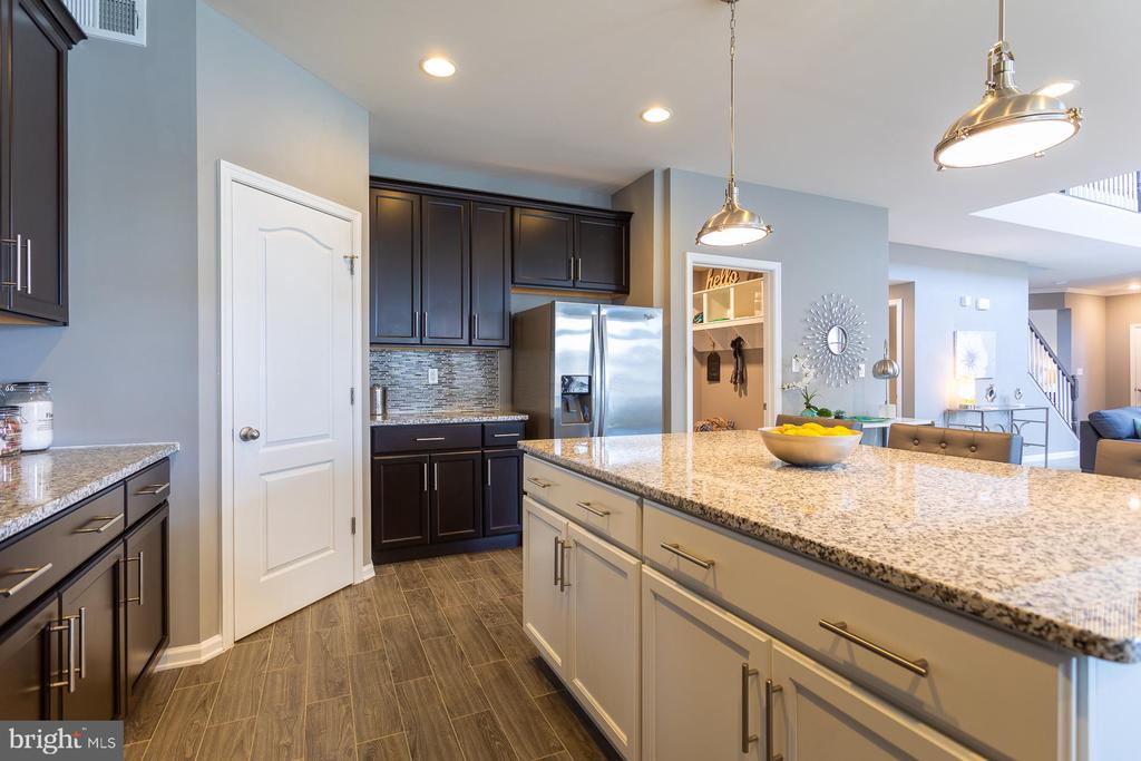 121 MARQUEE FARM ROAD