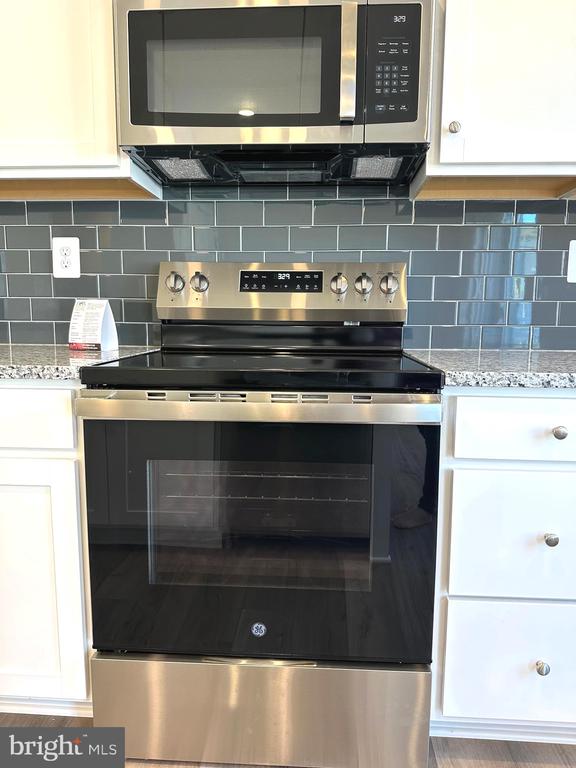 324 WATERCOURSE DR.