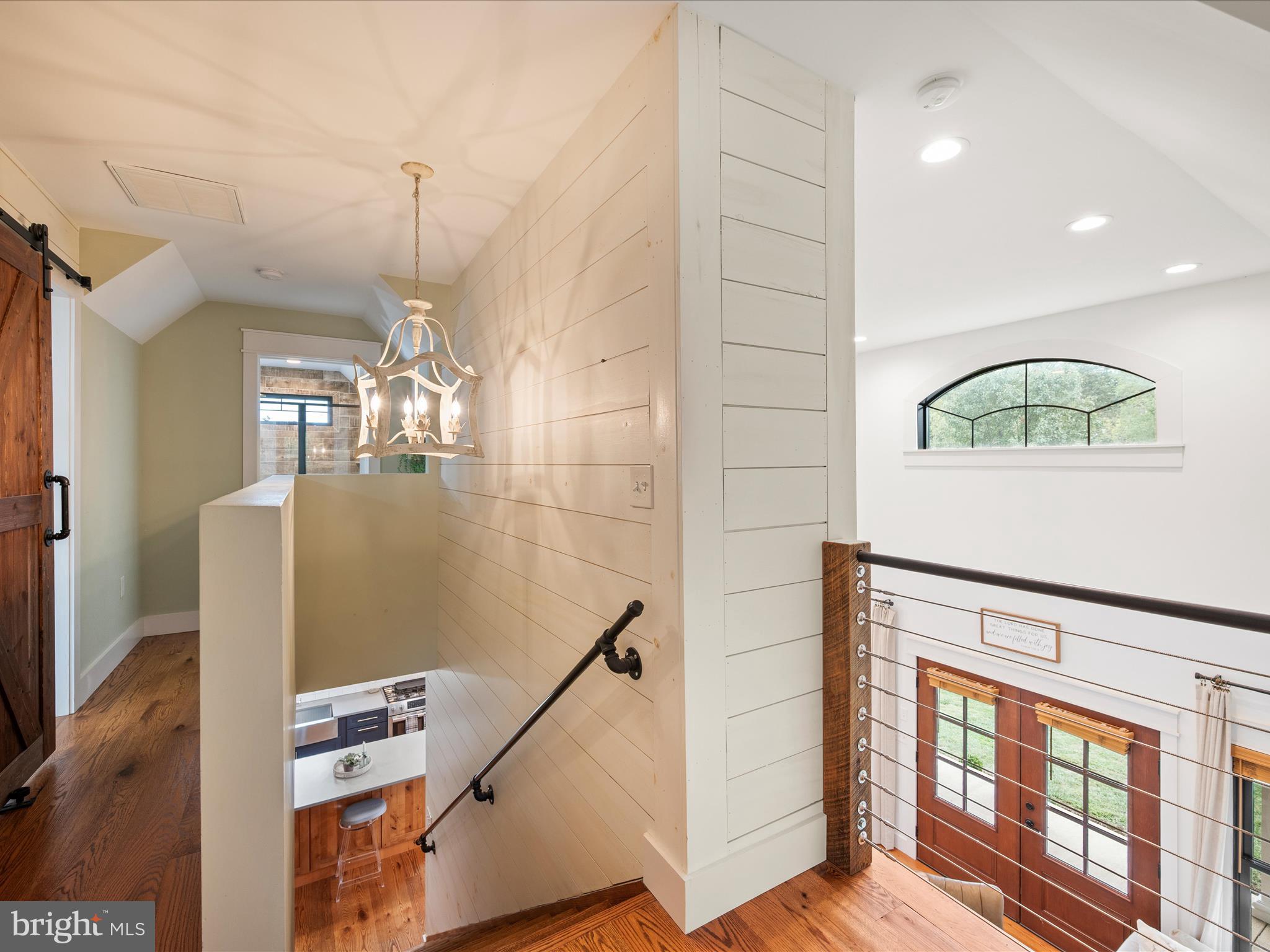 122 HERITAGE KNOLL LANE