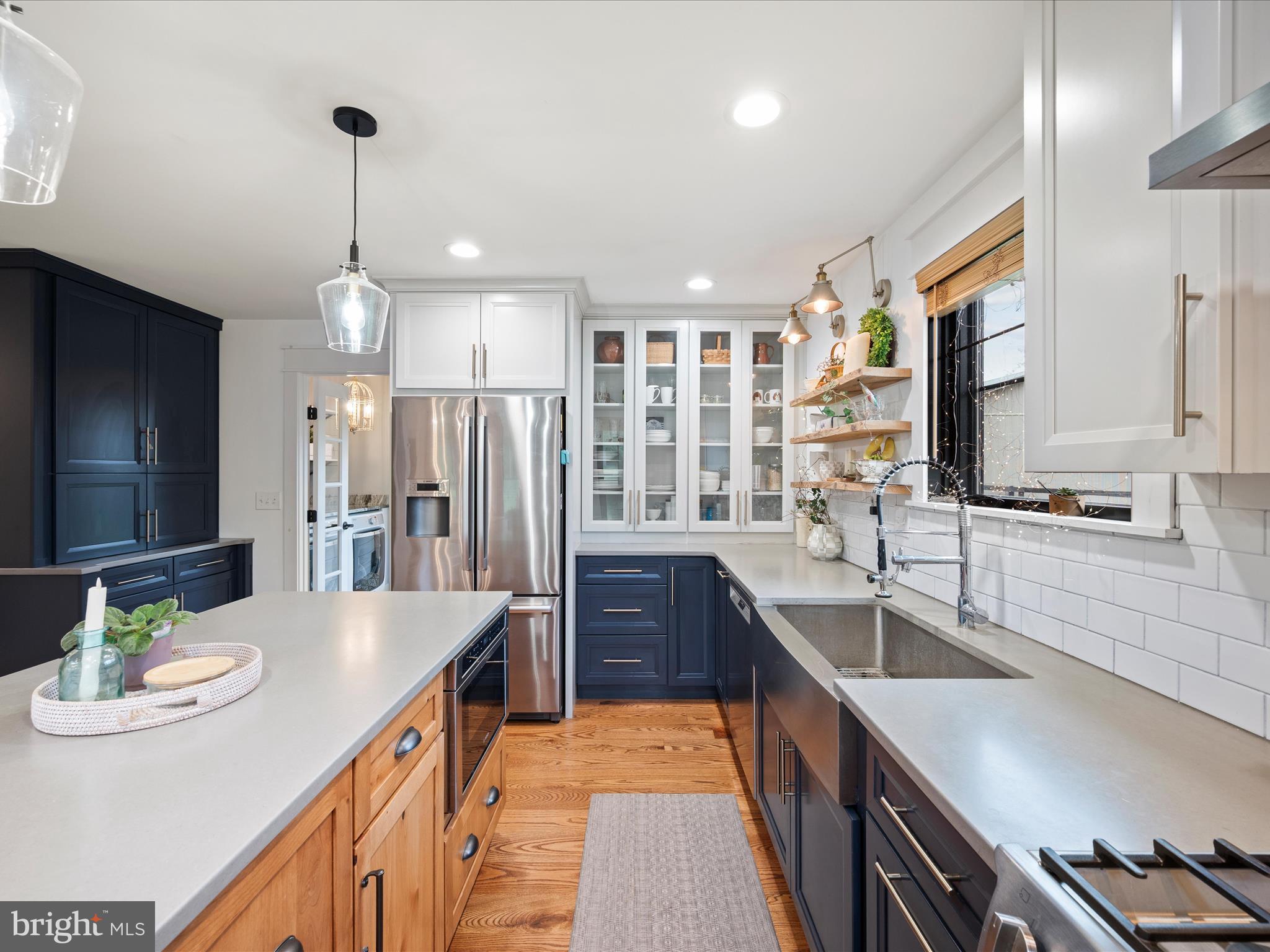 122 HERITAGE KNOLL LANE