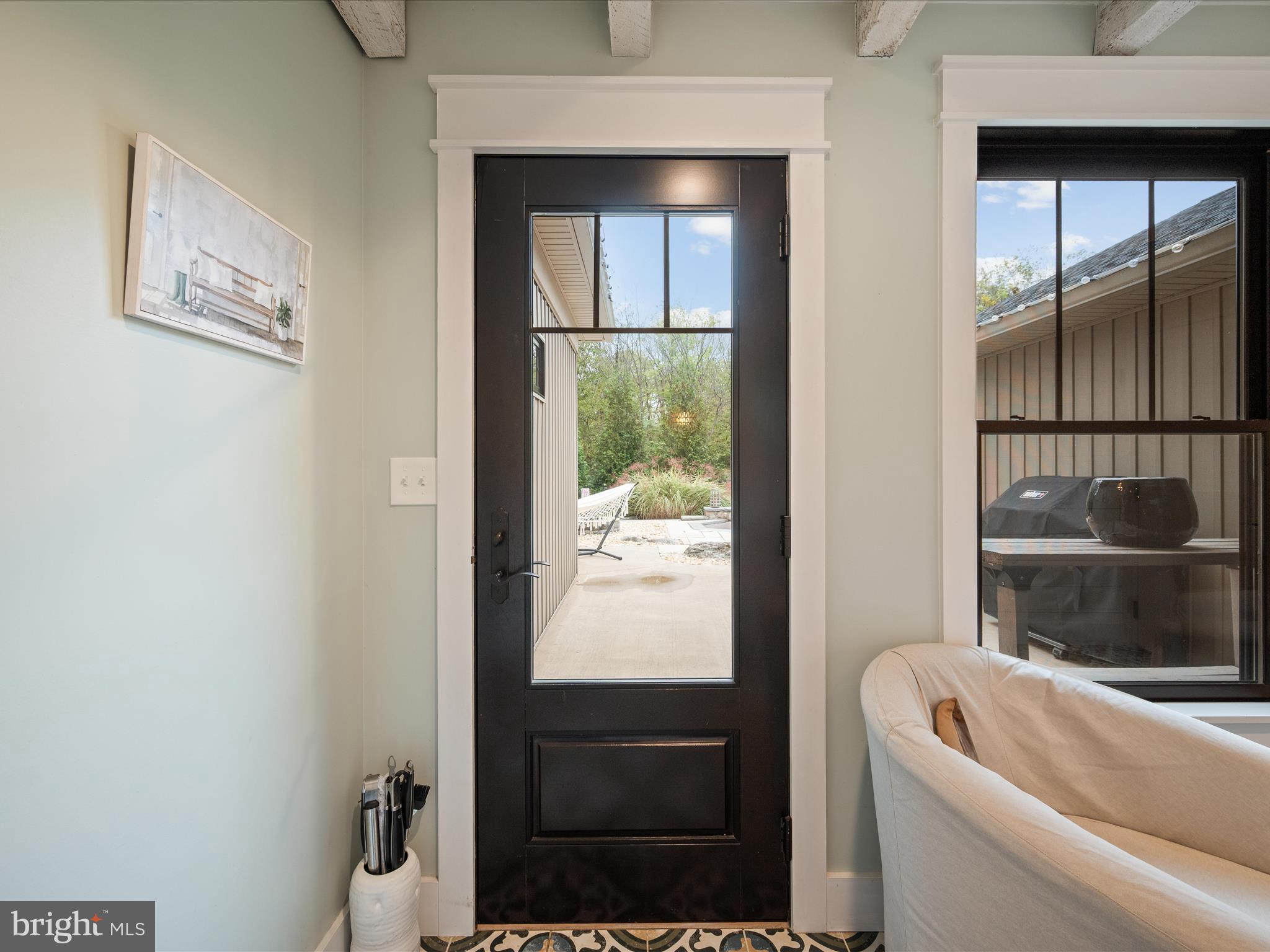 122 HERITAGE KNOLL LANE