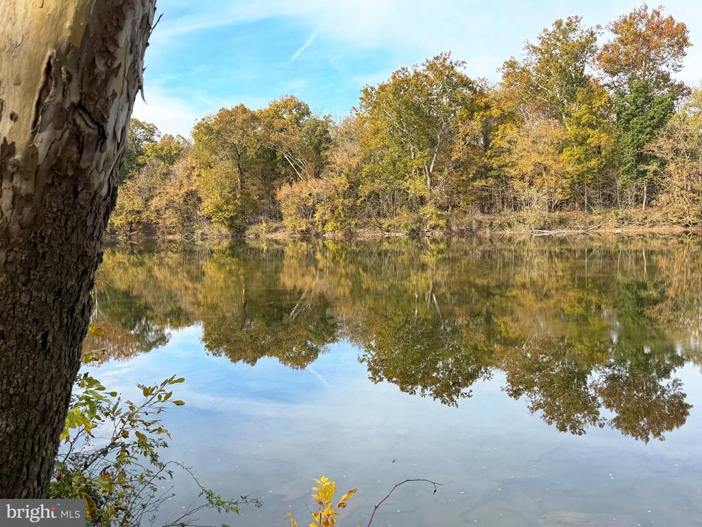 1 RIVER FOREST LA