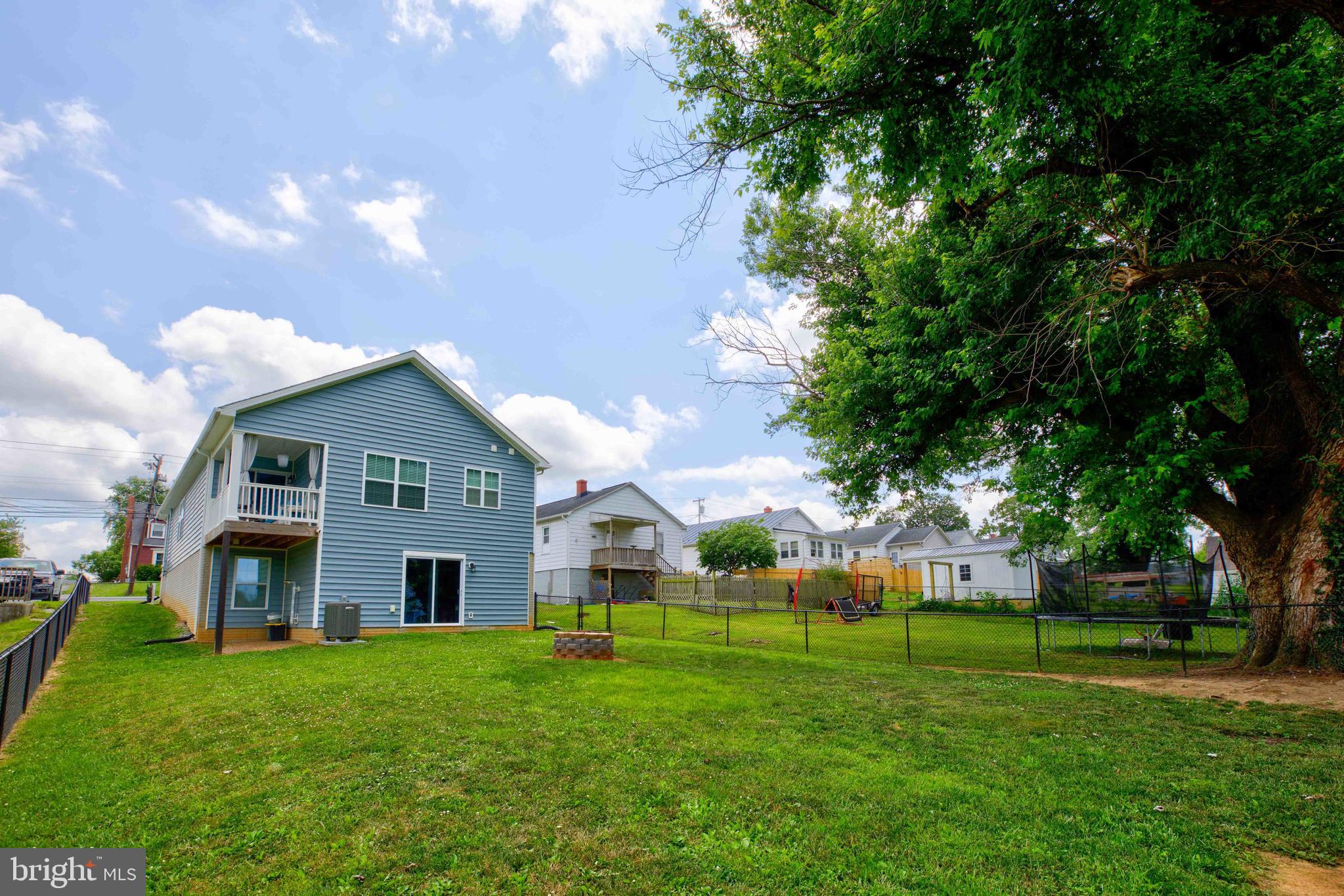 839 JEFFERSON AVENUE