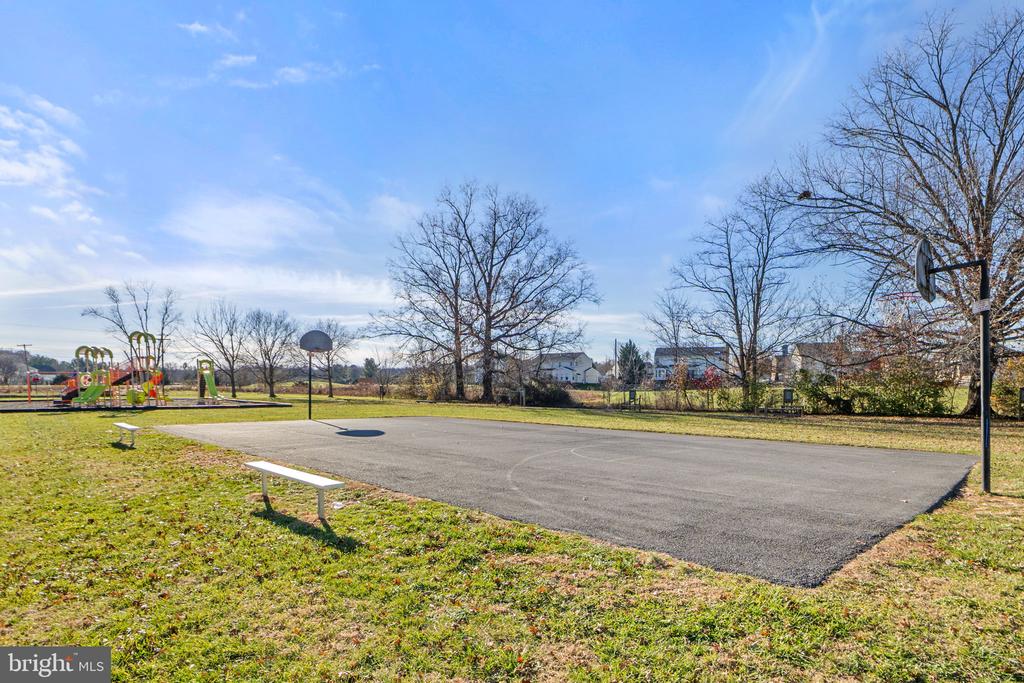 51 CAPTAIN BAIRD COURT