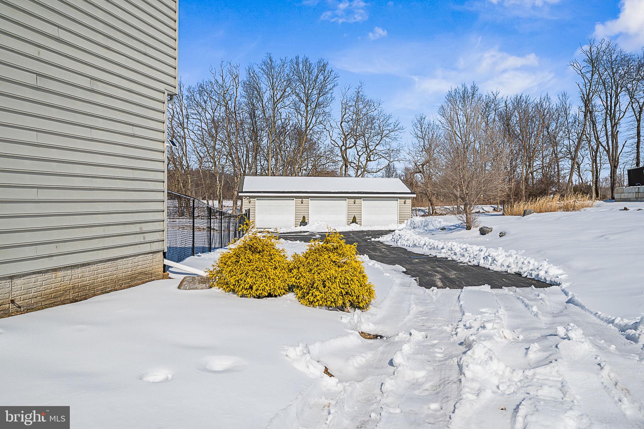 3425 OLD LEETOWN PIKE