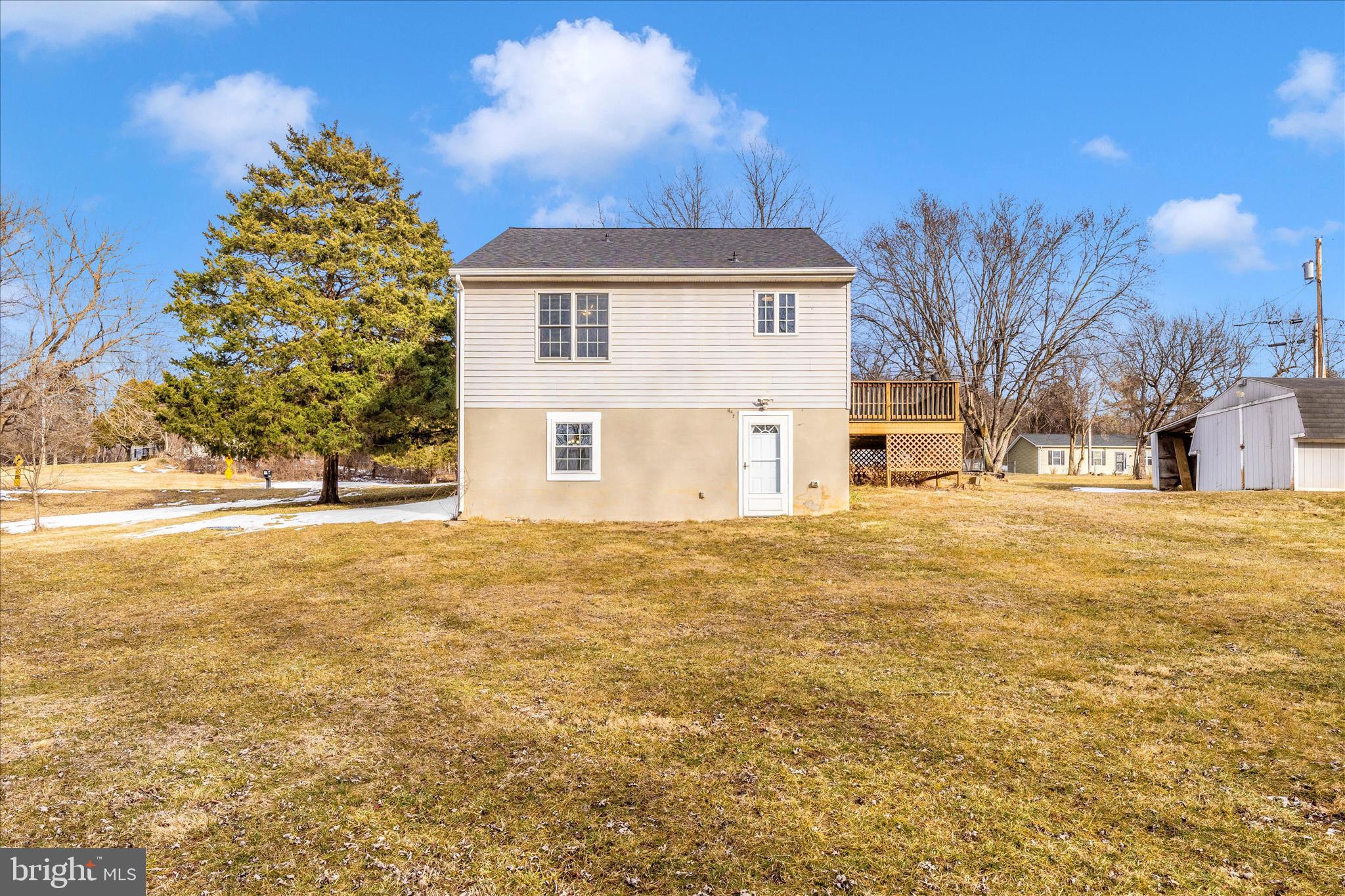 224 SPRING WARBLER WAY