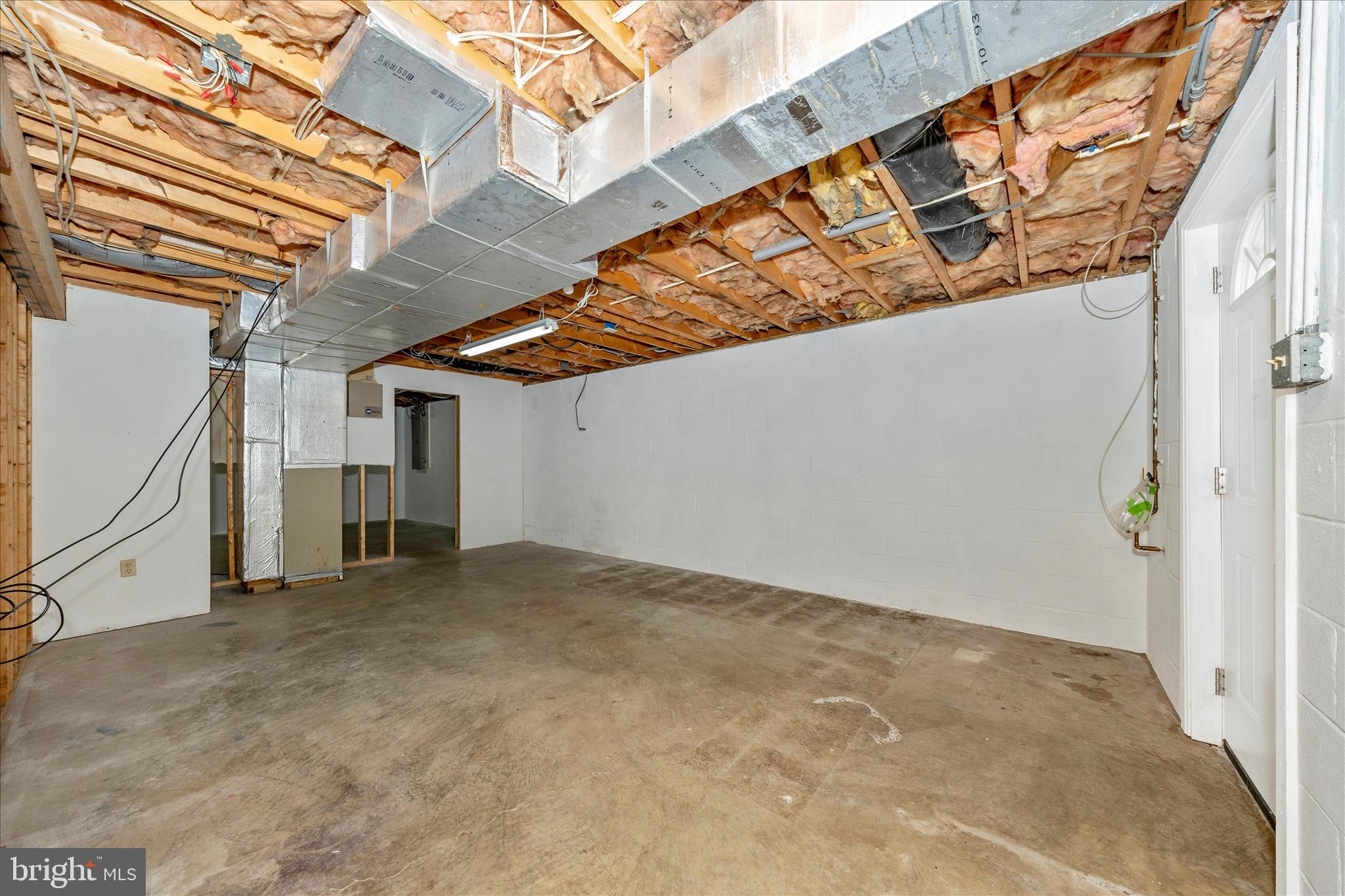 224 SPRING WARBLER WAY