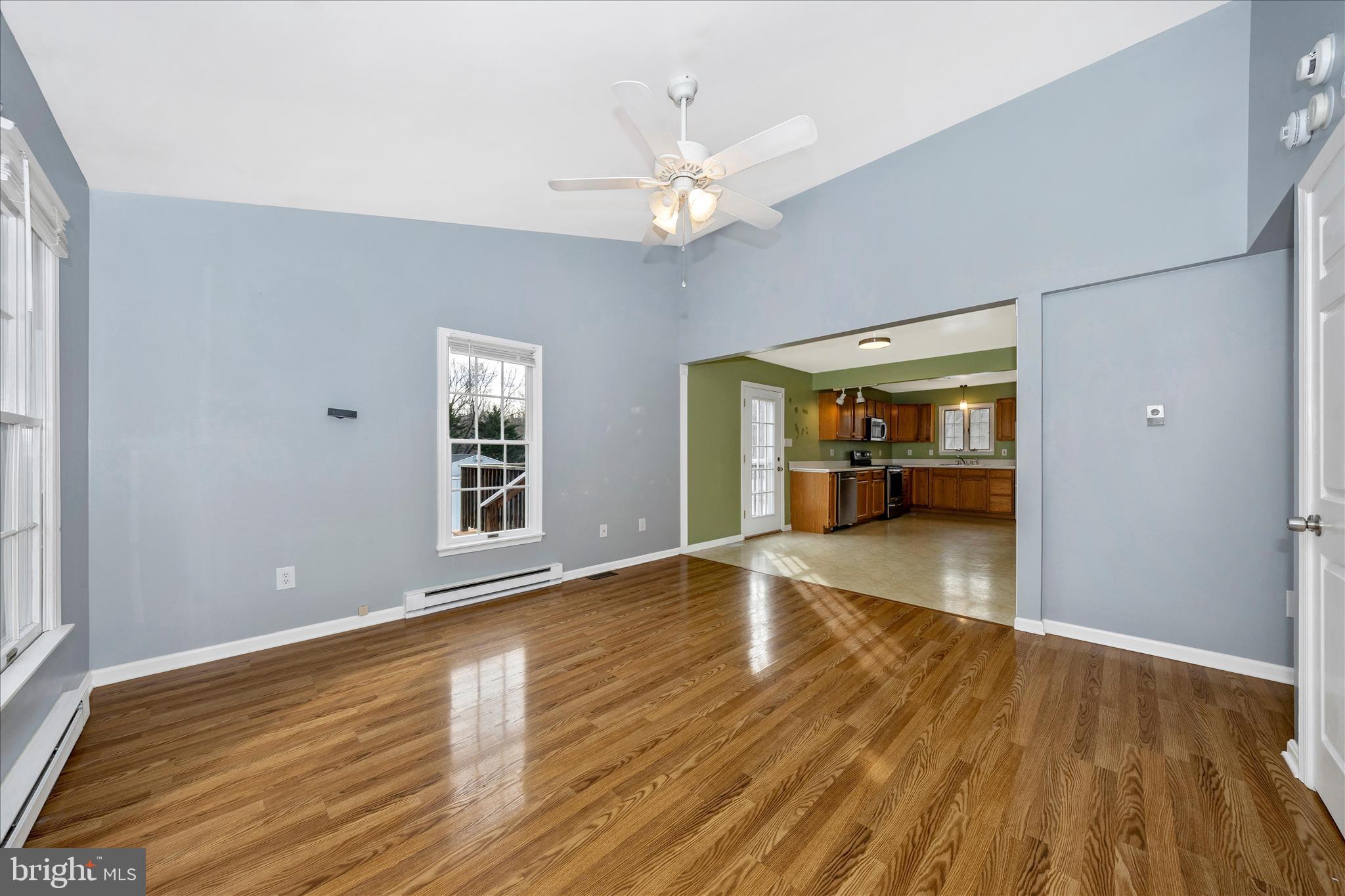 224 SPRING WARBLER WAY