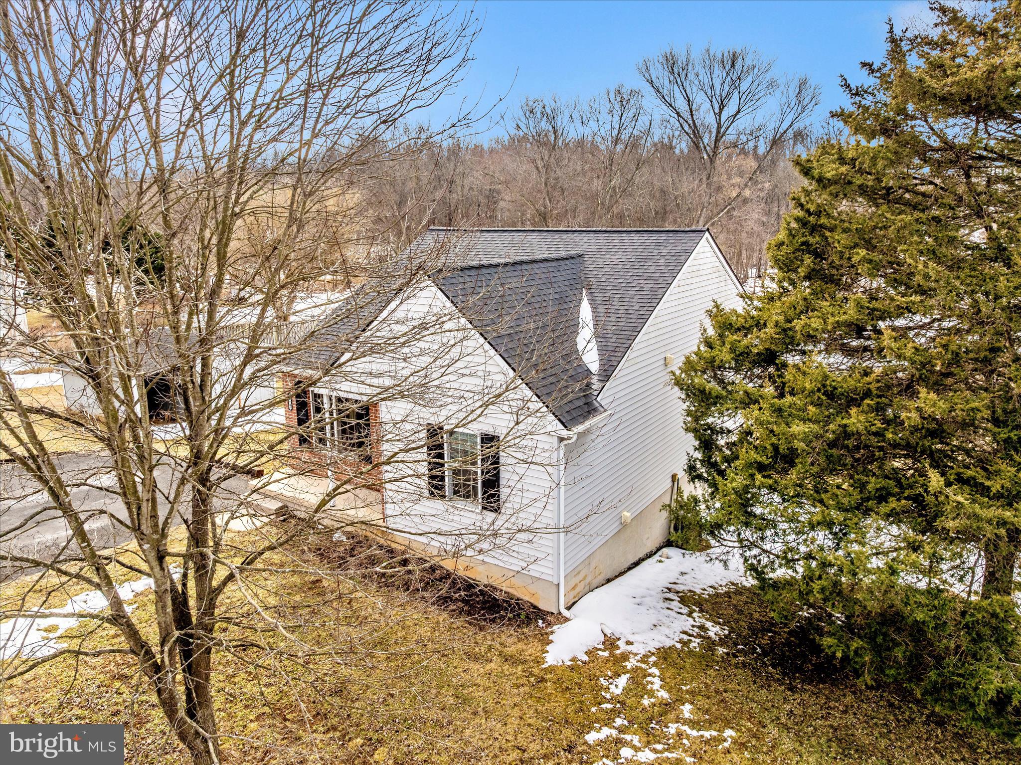 224 SPRING WARBLER WAY