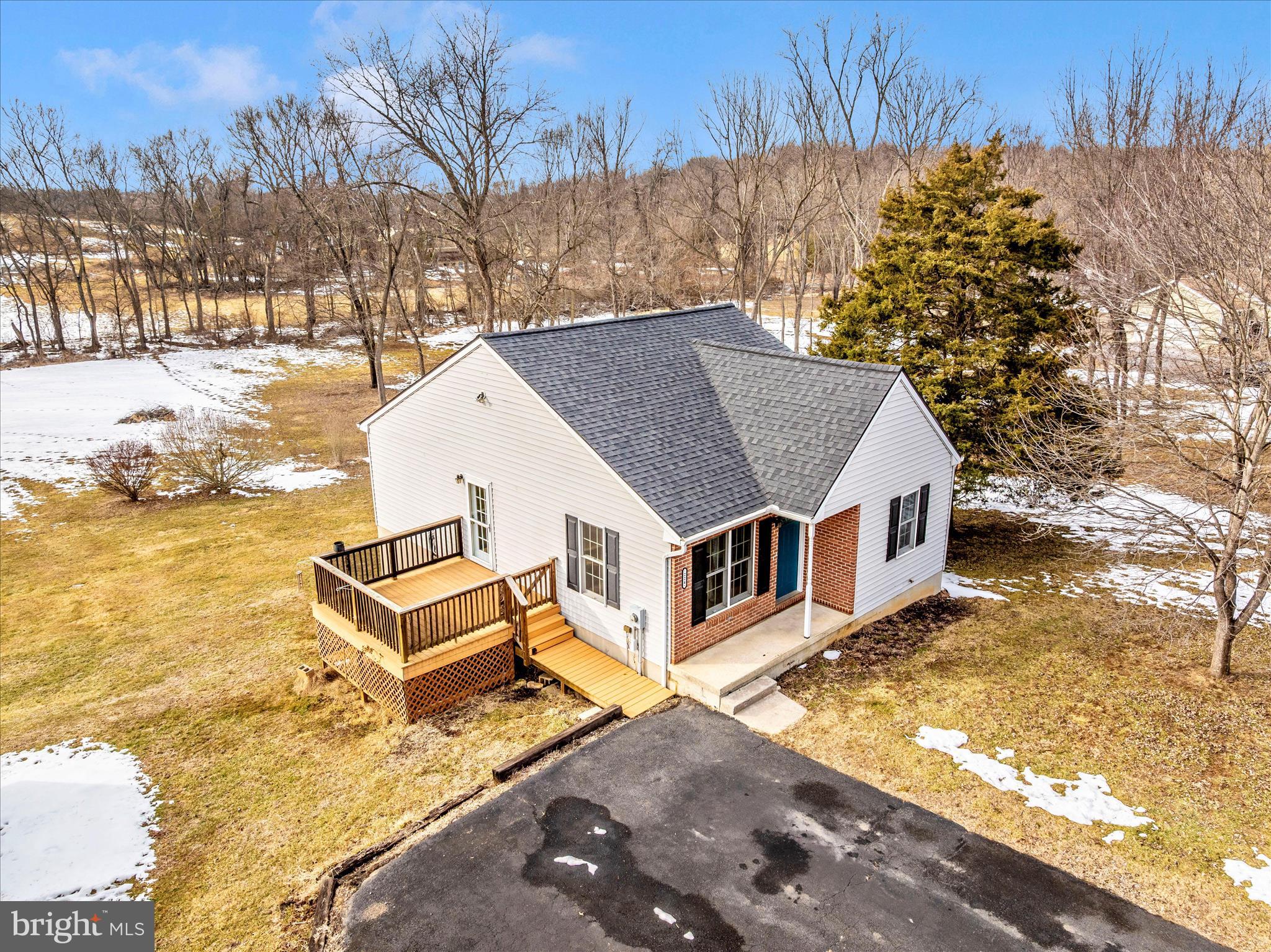 224 SPRING WARBLER WAY