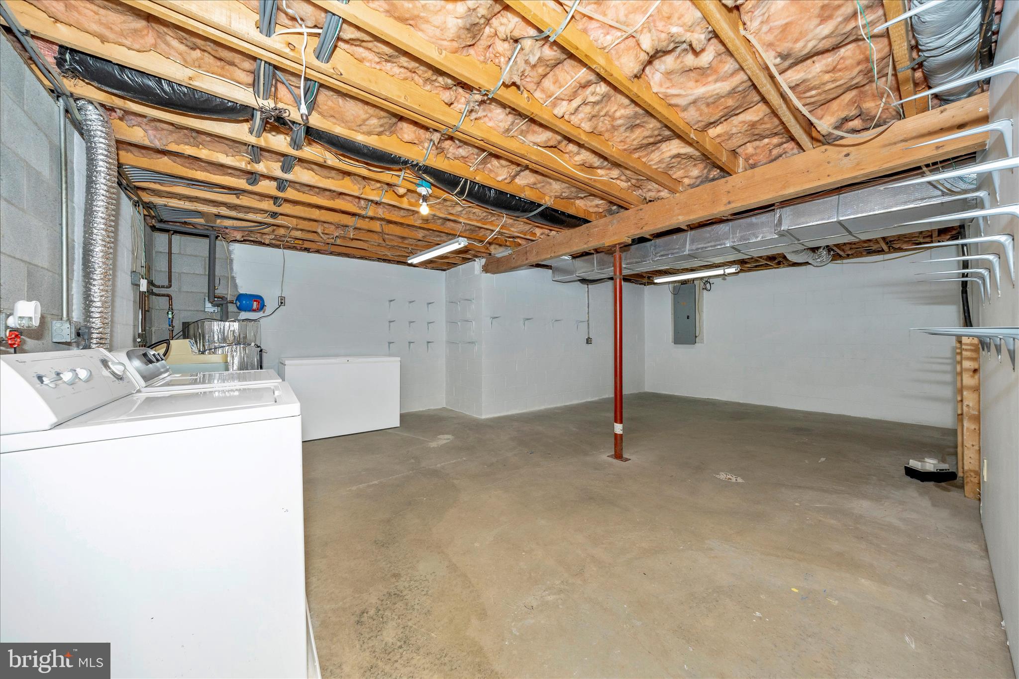 224 SPRING WARBLER WAY