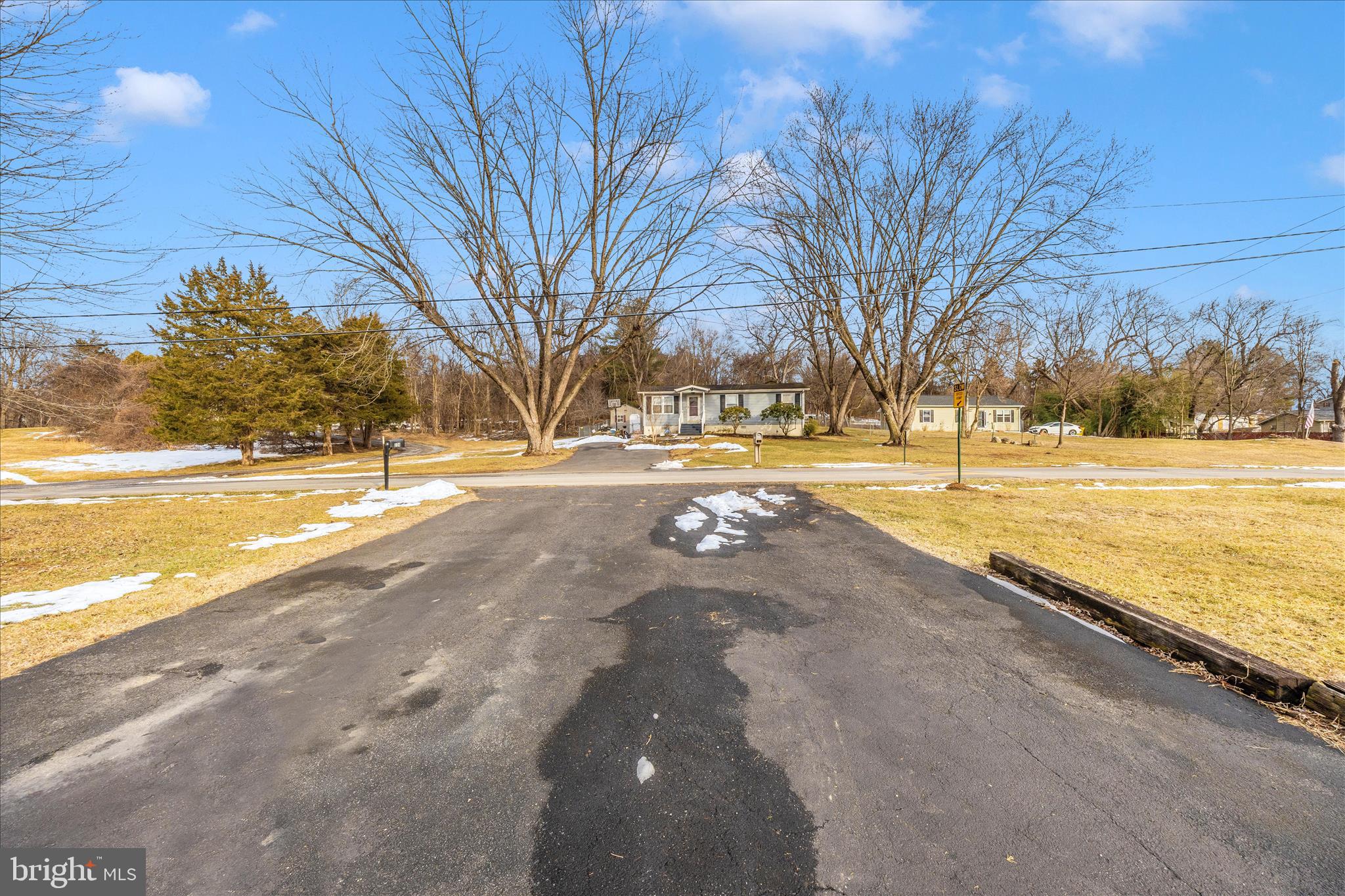 224 SPRING WARBLER WAY