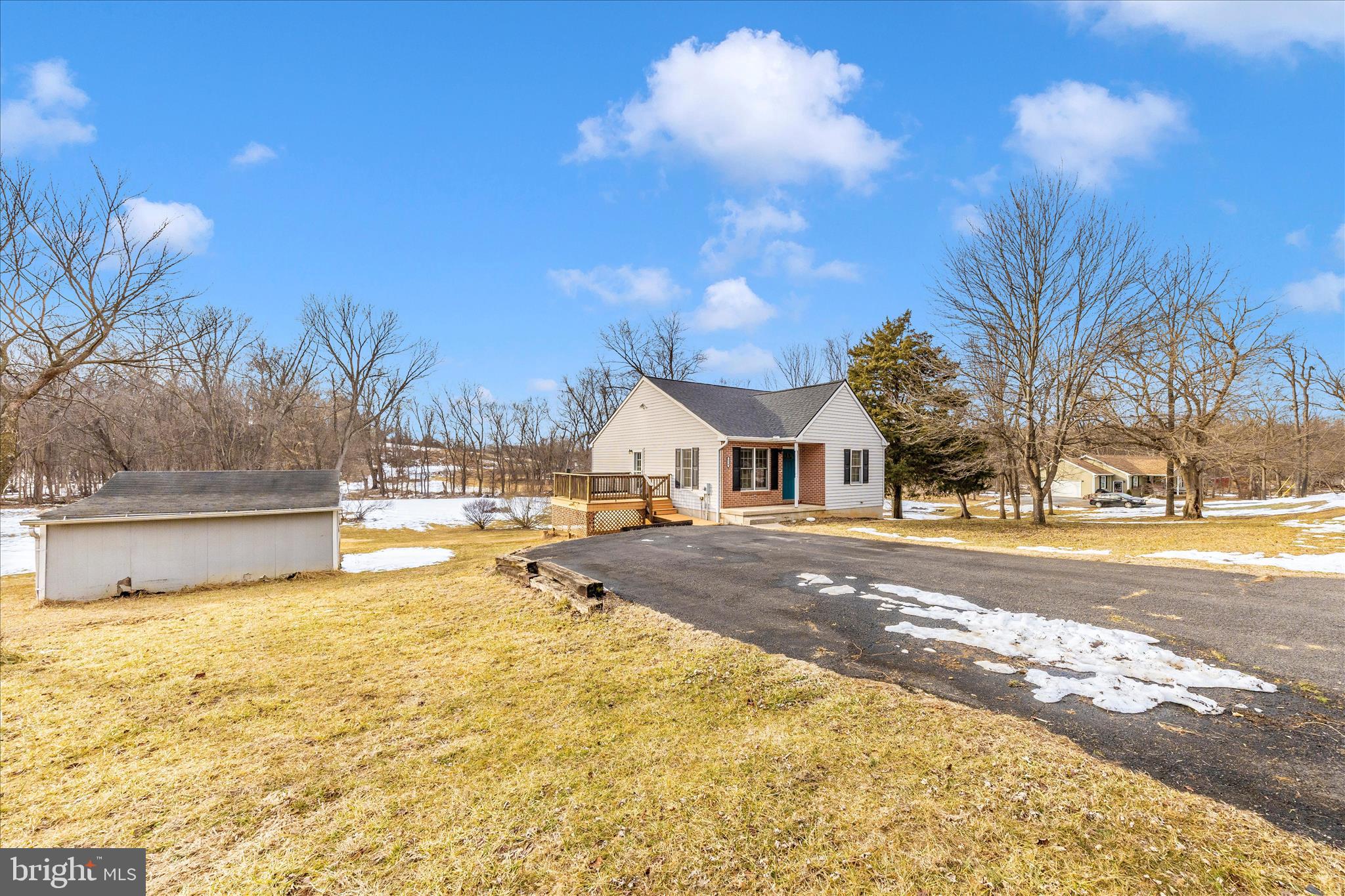 224 SPRING WARBLER WAY