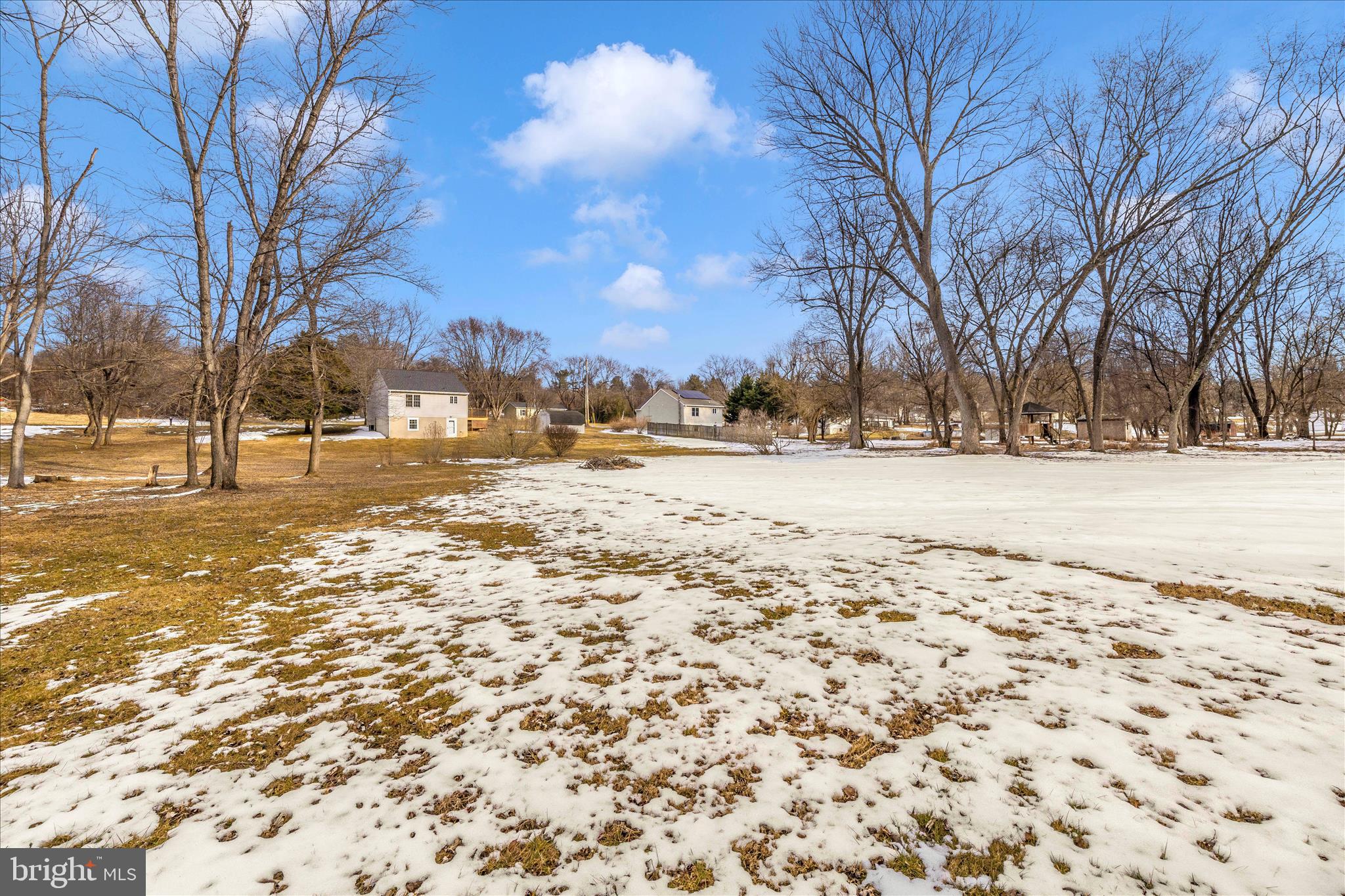 224 SPRING WARBLER WAY