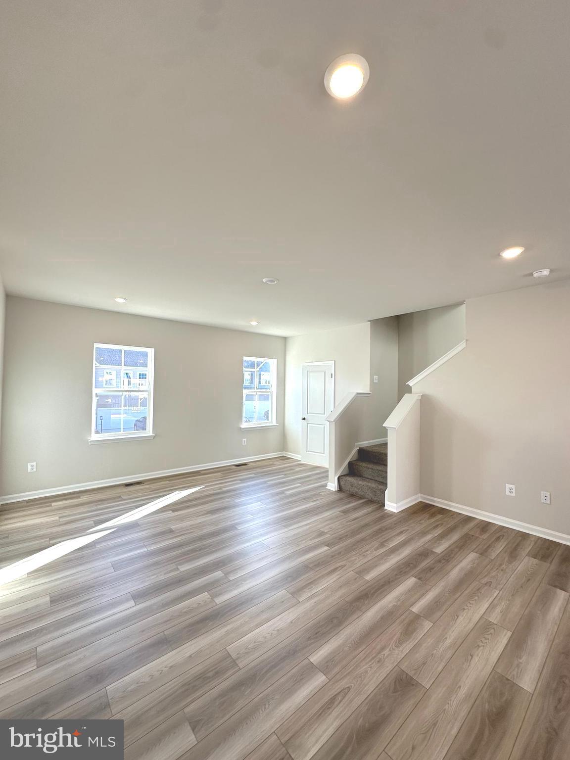 317 SHORT BRANCH