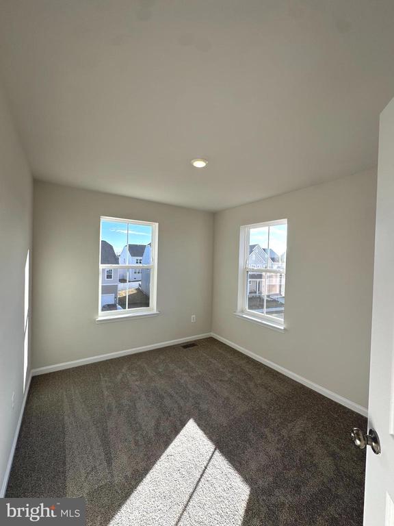317 SHORT BRANCH
