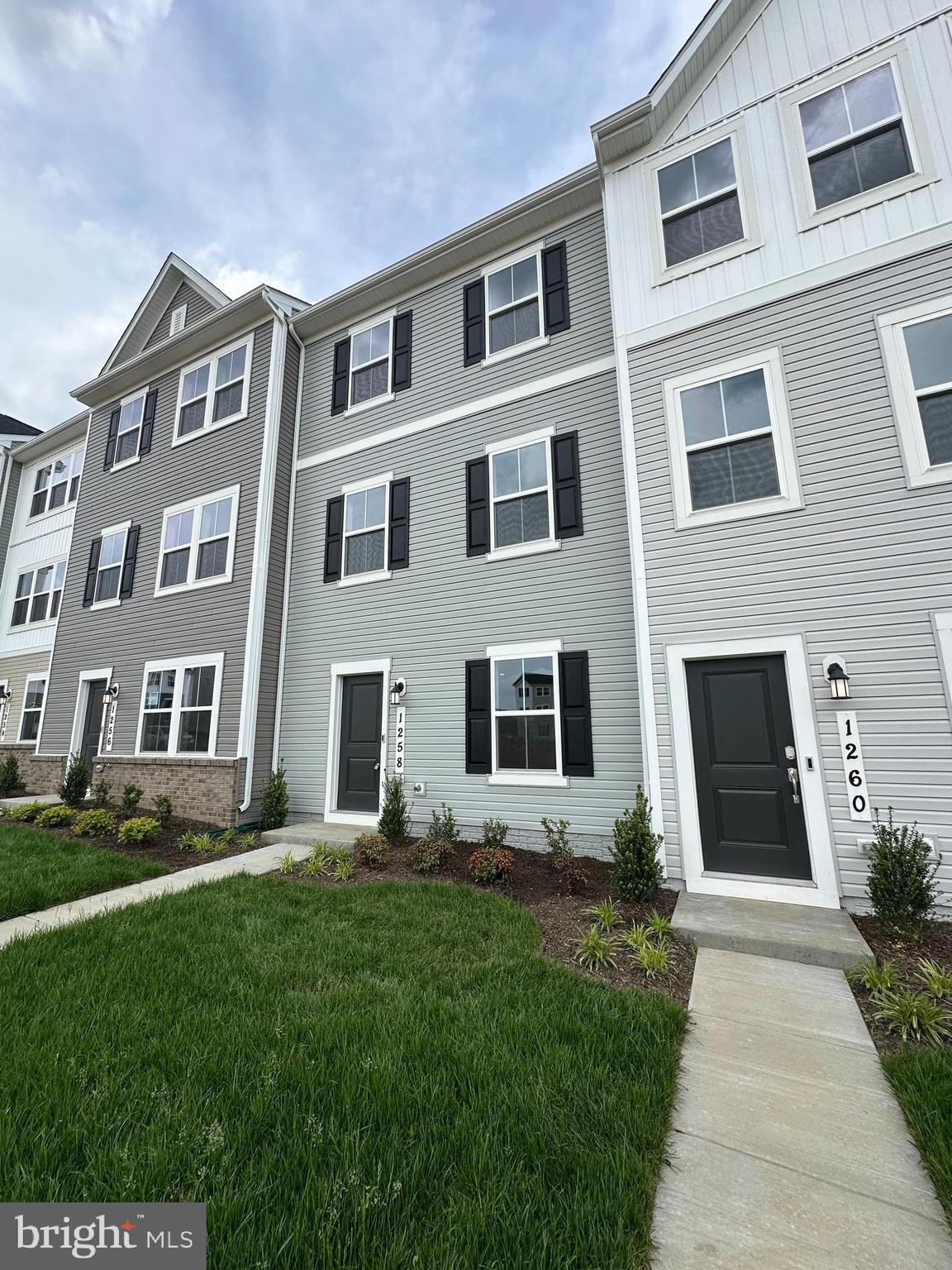 1258 CEDAR VALLEY RD