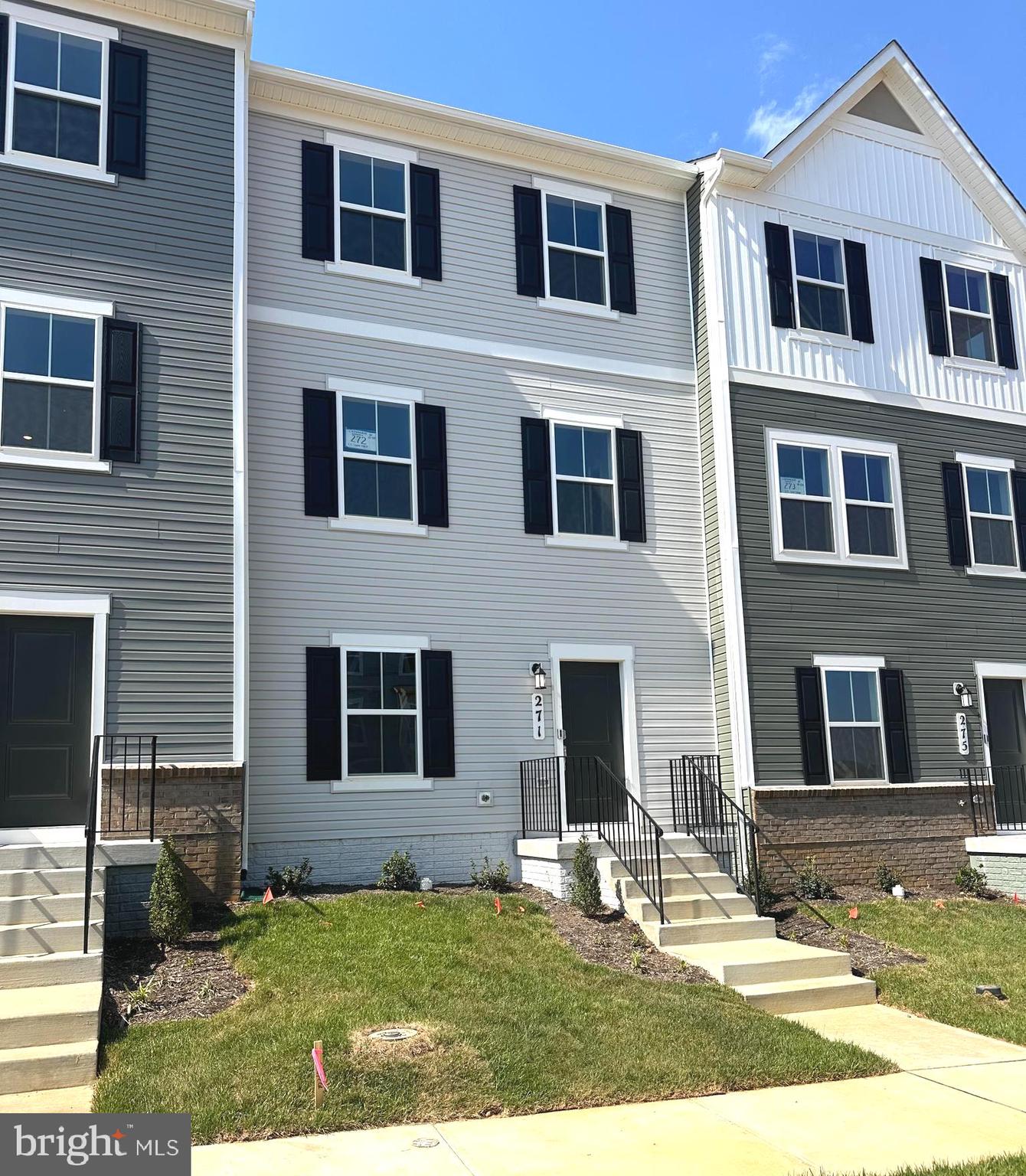 271 SWAN FIELD AVE