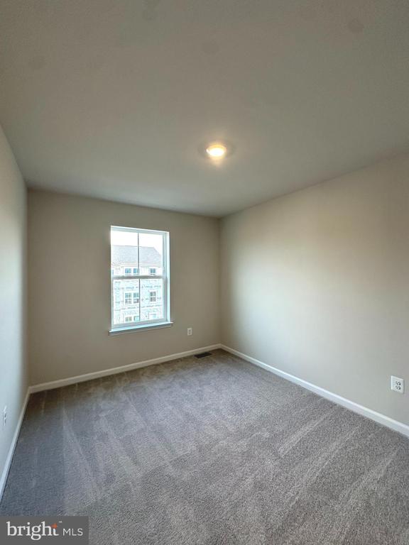 271 SWAN FIELD AVE
