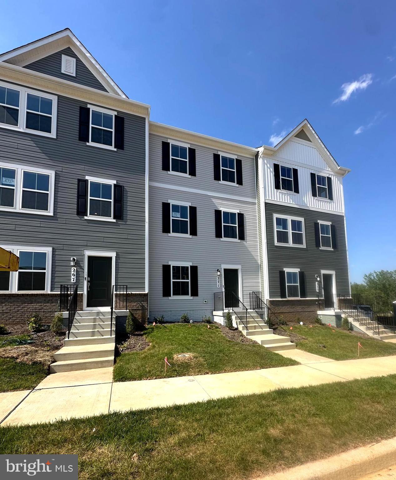 271 SWAN FIELD AVE