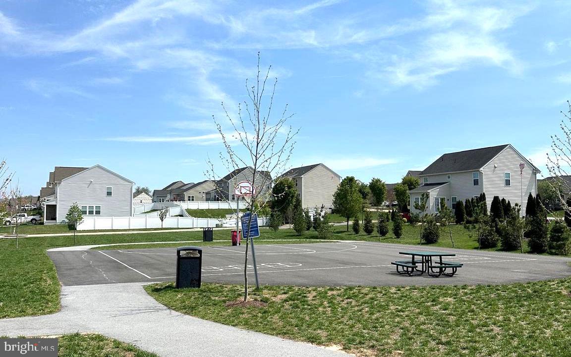 271 SWAN FIELD AVE