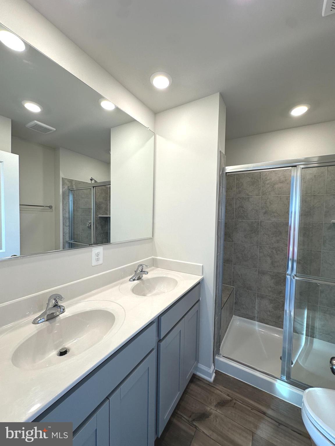 271 SWAN FIELD AVE