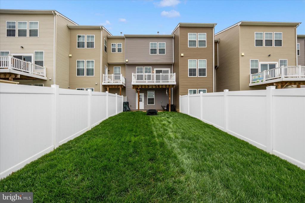 205 UNION RIDGE DRIVE