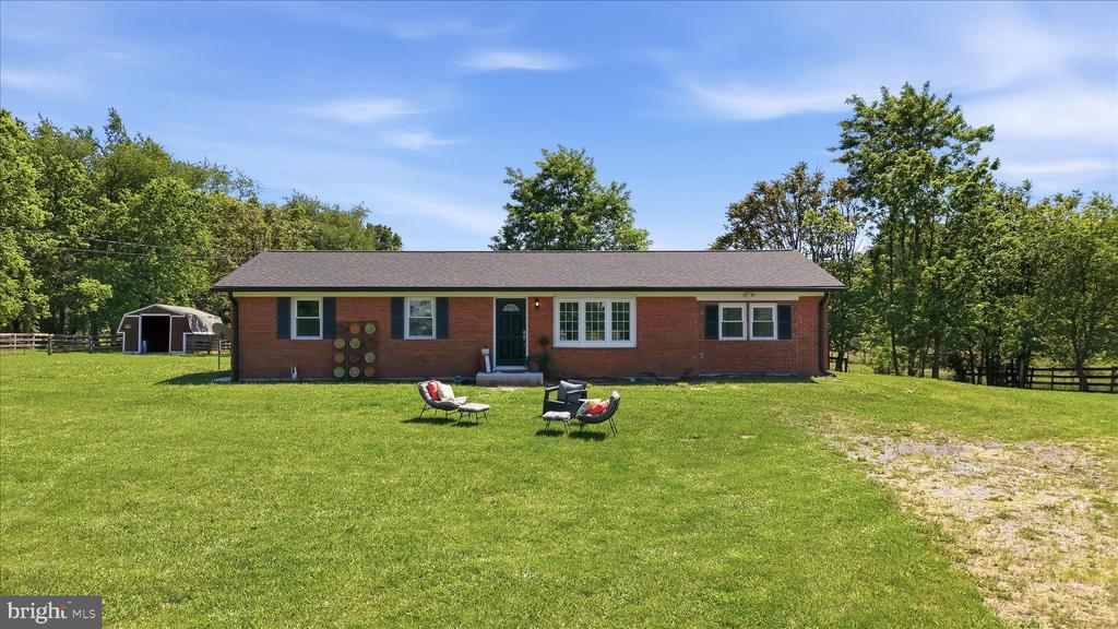 1381 LEETOWN ROAD