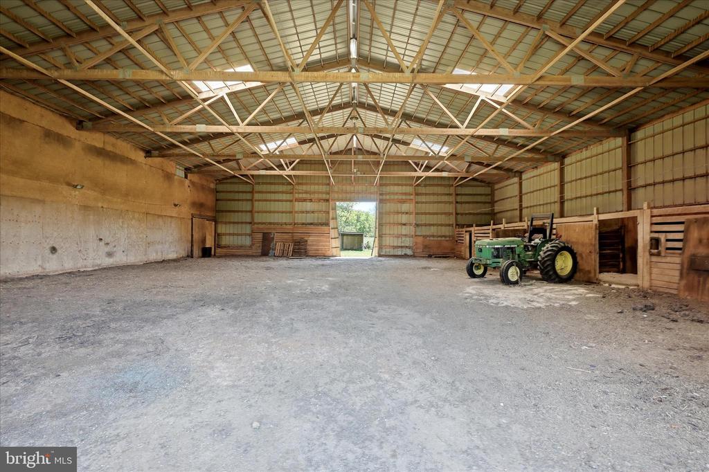 1381 LEETOWN ROAD