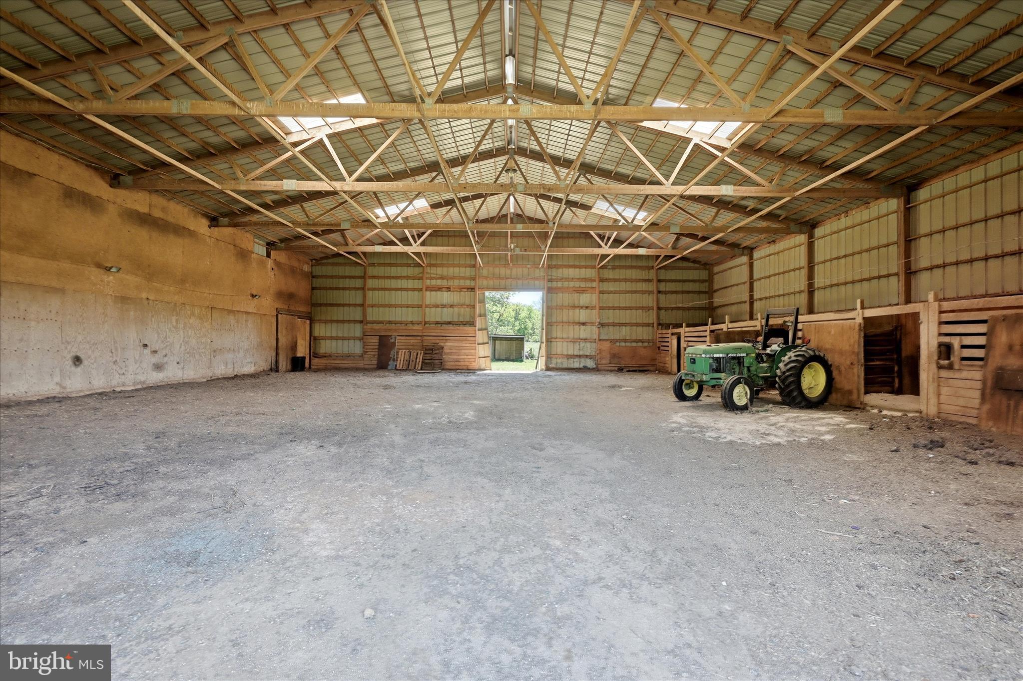 1381 LEETOWN ROAD