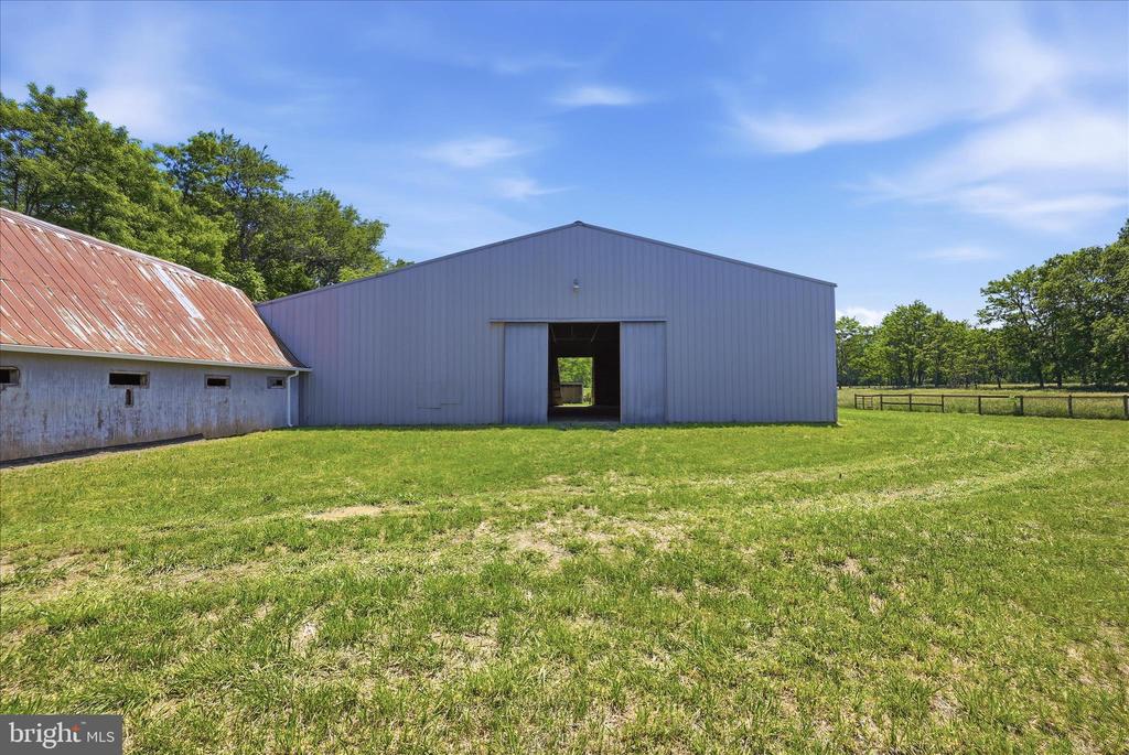 1381 LEETOWN ROAD