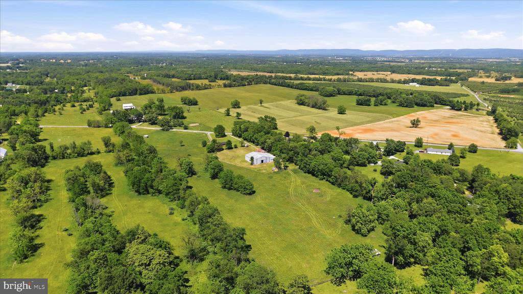 1381 LEETOWN ROAD