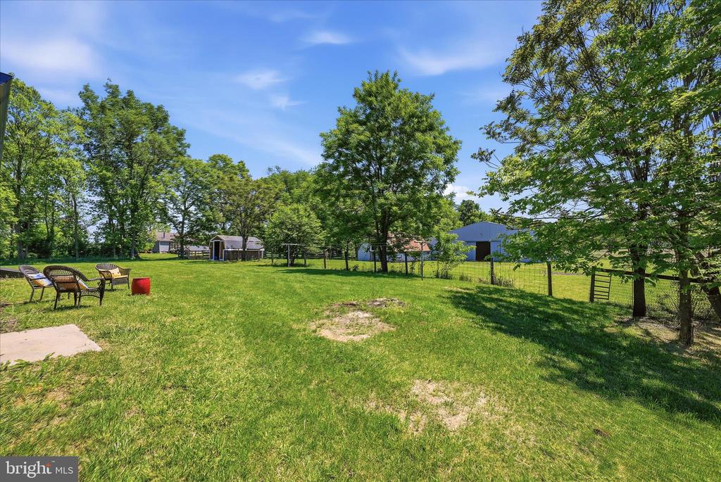 1381 LEETOWN ROAD